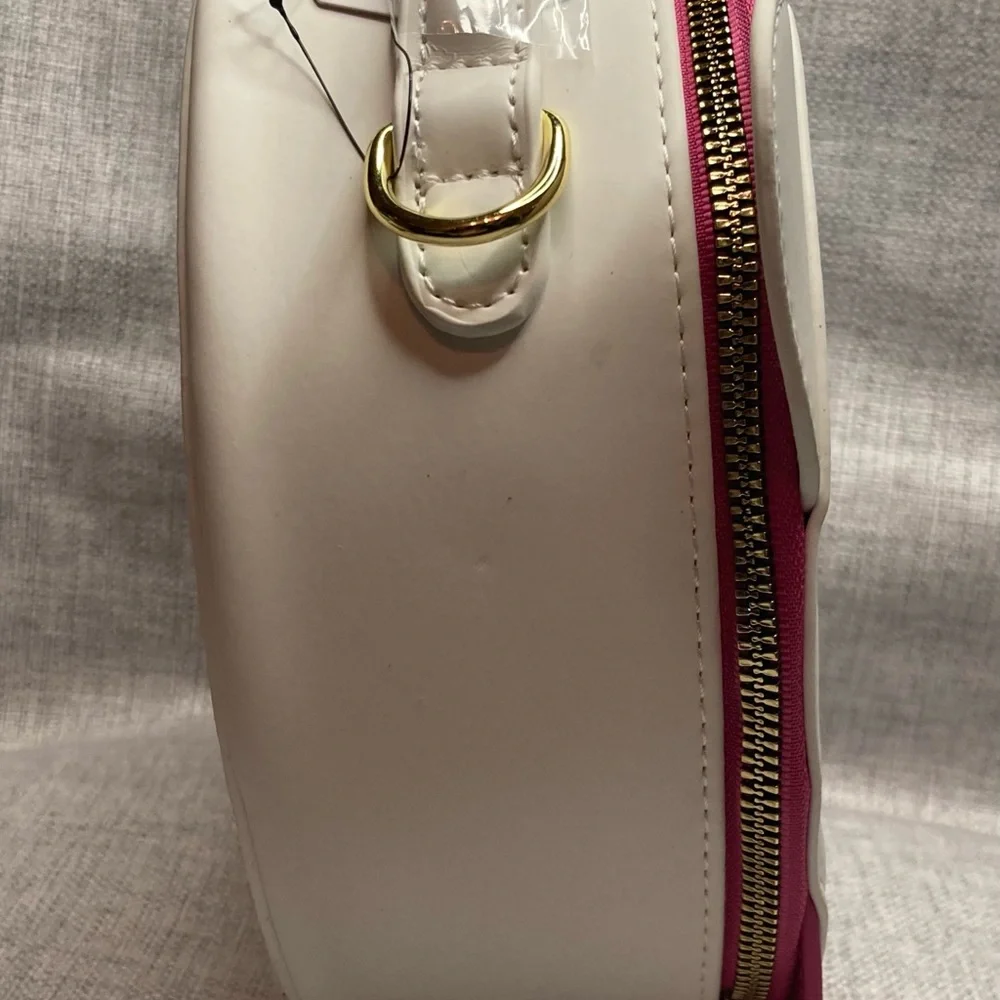 Nintendo Kirby Color Changing Convertible Mini Backpack - Picture 5 of 8